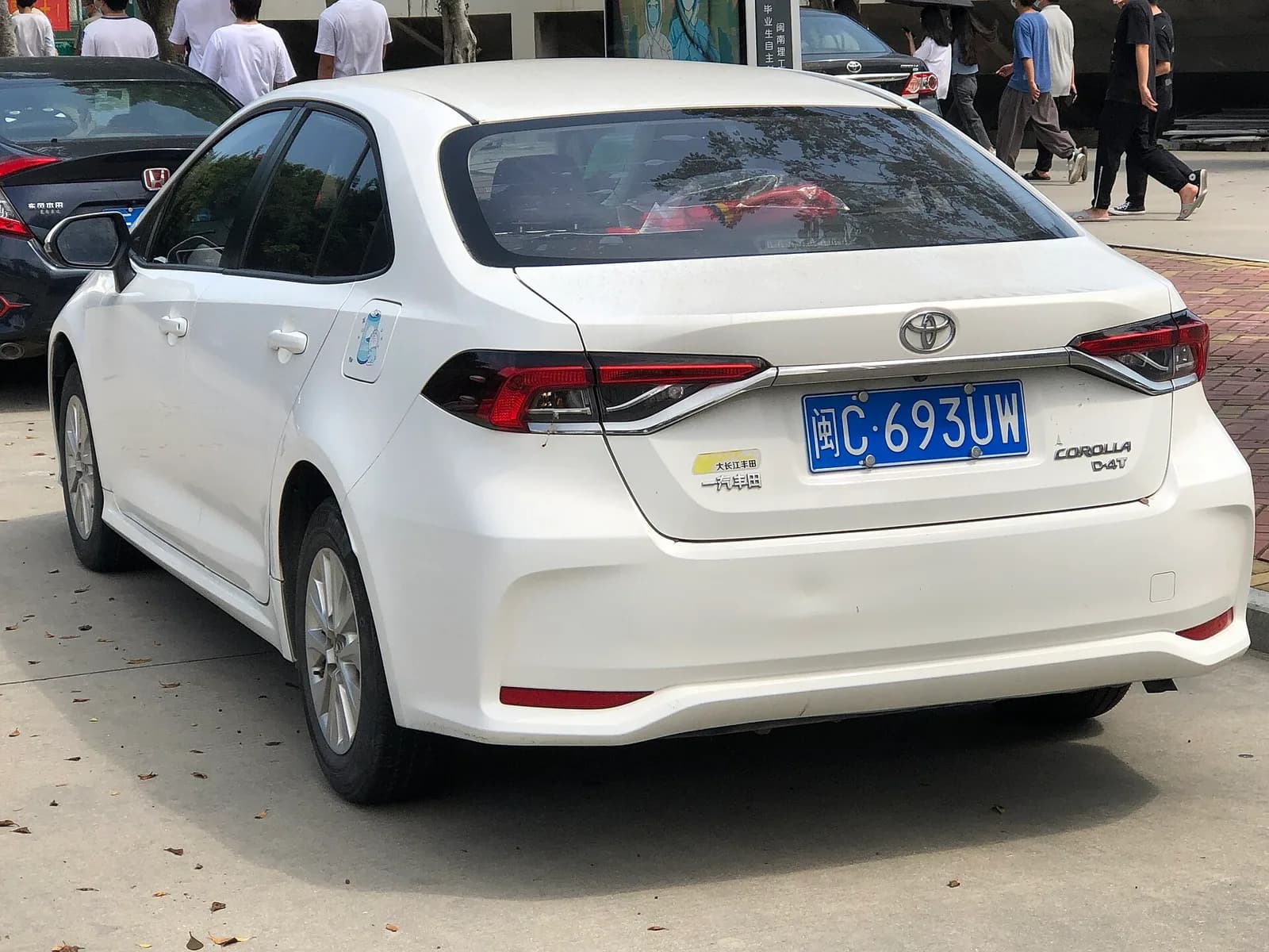 Toyota Corolla E210, lancement